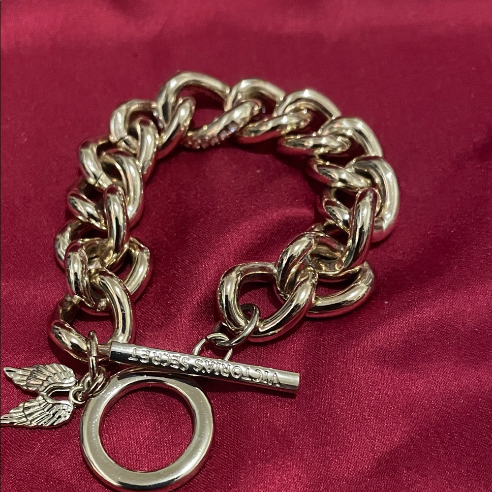 Victoria's Secret Gold Chunky Bracelet